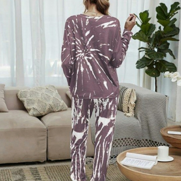 Lounge Wear Separates - Picture 2 of 2
